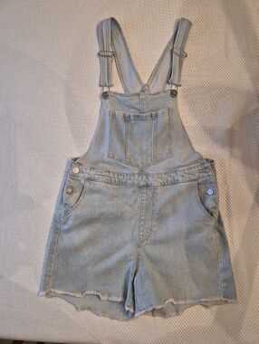 No Boundaries Coverall Denim Shorts Size M(7-9)